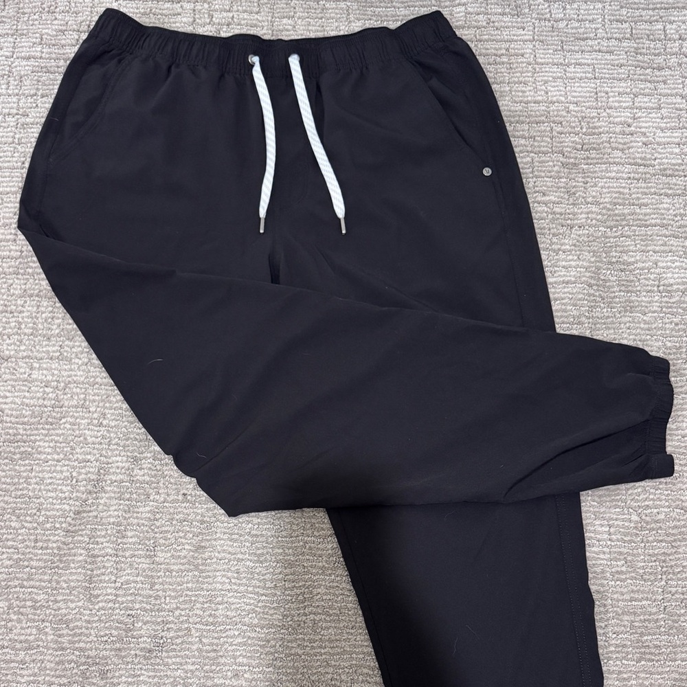 Vuori Men's Black Joggers with White Drawstring